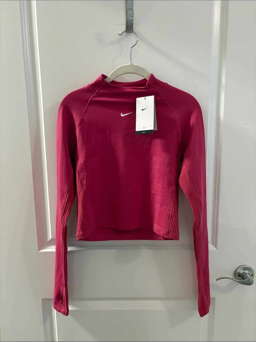 NWT Nike Women's Fuchsia Long-Sleeve Performance Top